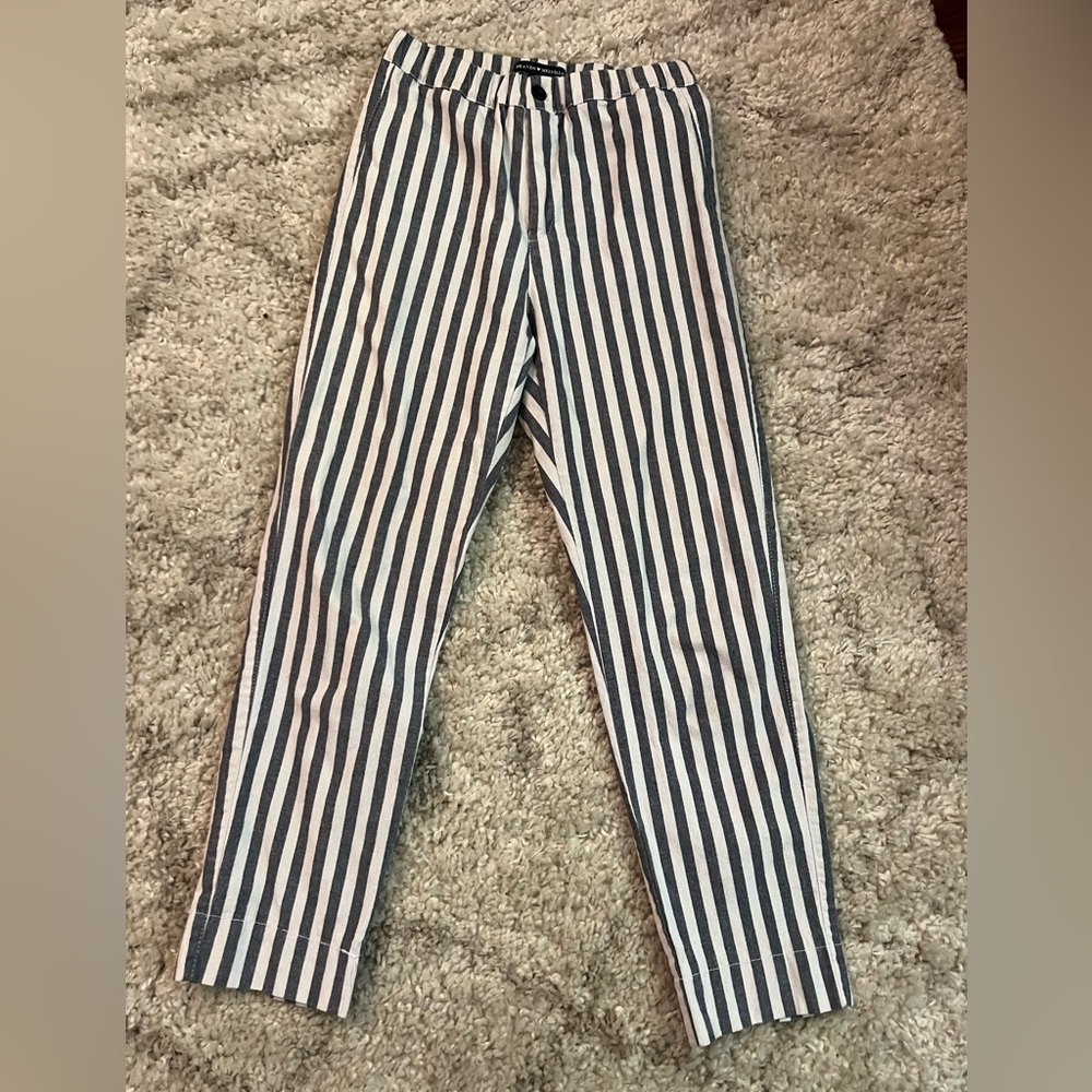 Super cute striped pants for the summer!